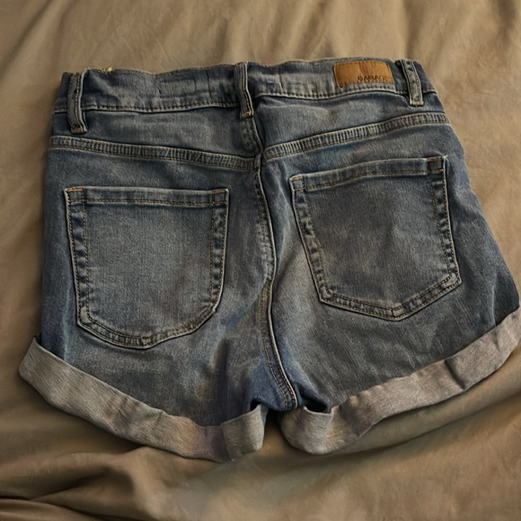 Blue jean shorts from garage - Picture 2 of 2